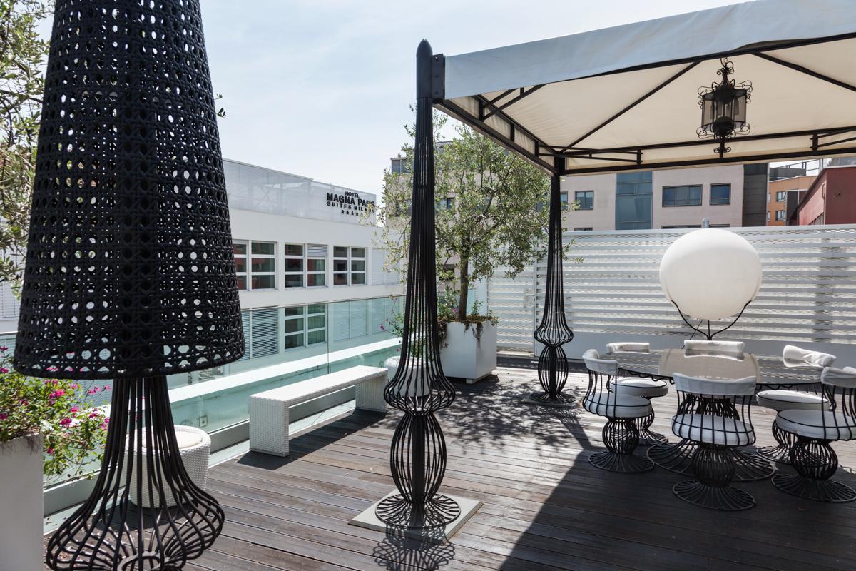 Magna Pars l'Hotel à Parfum Milano Esterno foto Rooftop terrace