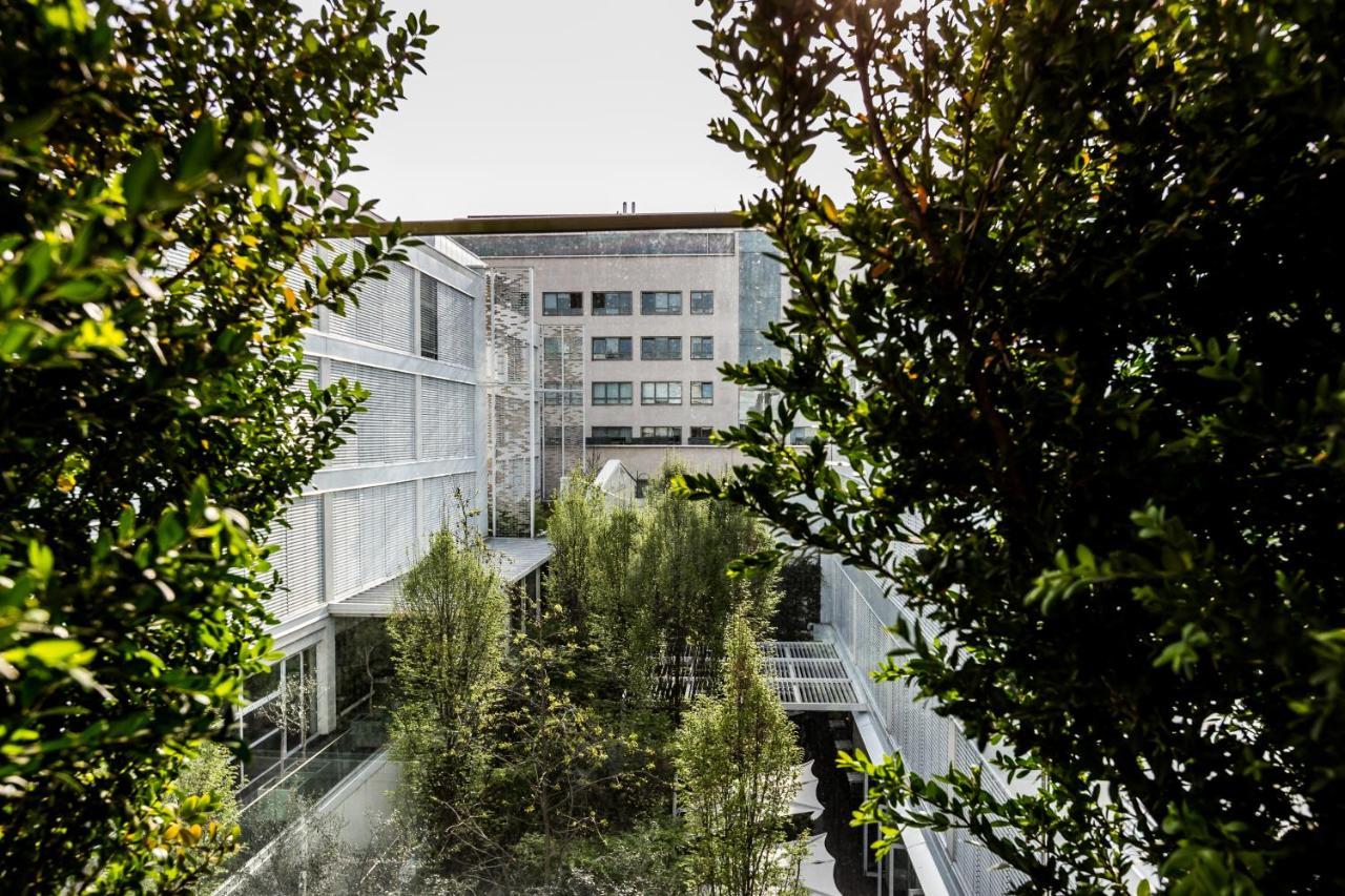 Magna Pars l'Hotel à Parfum Milano Esterno foto The new building of the University of Applied Sciences and Medical University of Southern Tyrol
