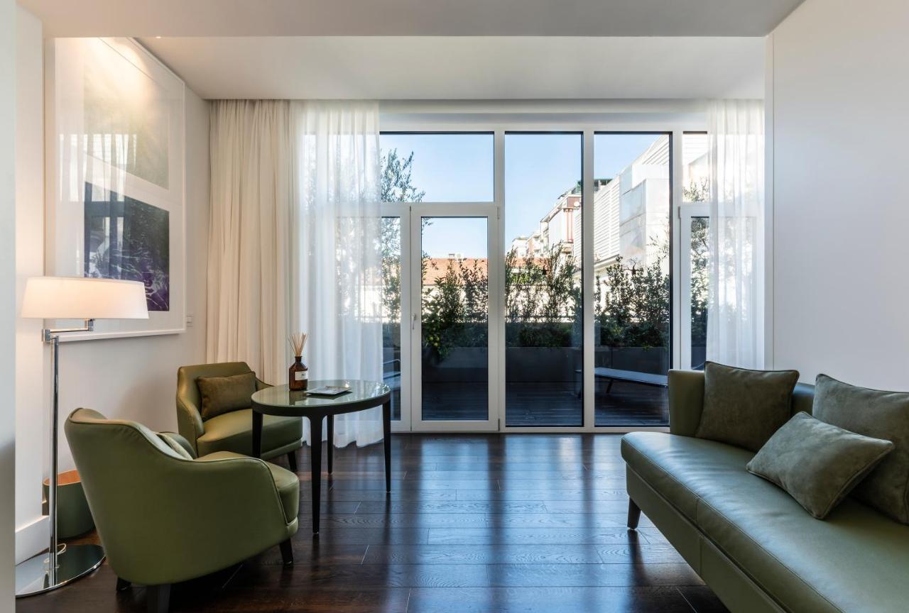 Magna Pars l'Hotel à Parfum Milano Esterno foto A suite at the Mandarin Oriental Munich